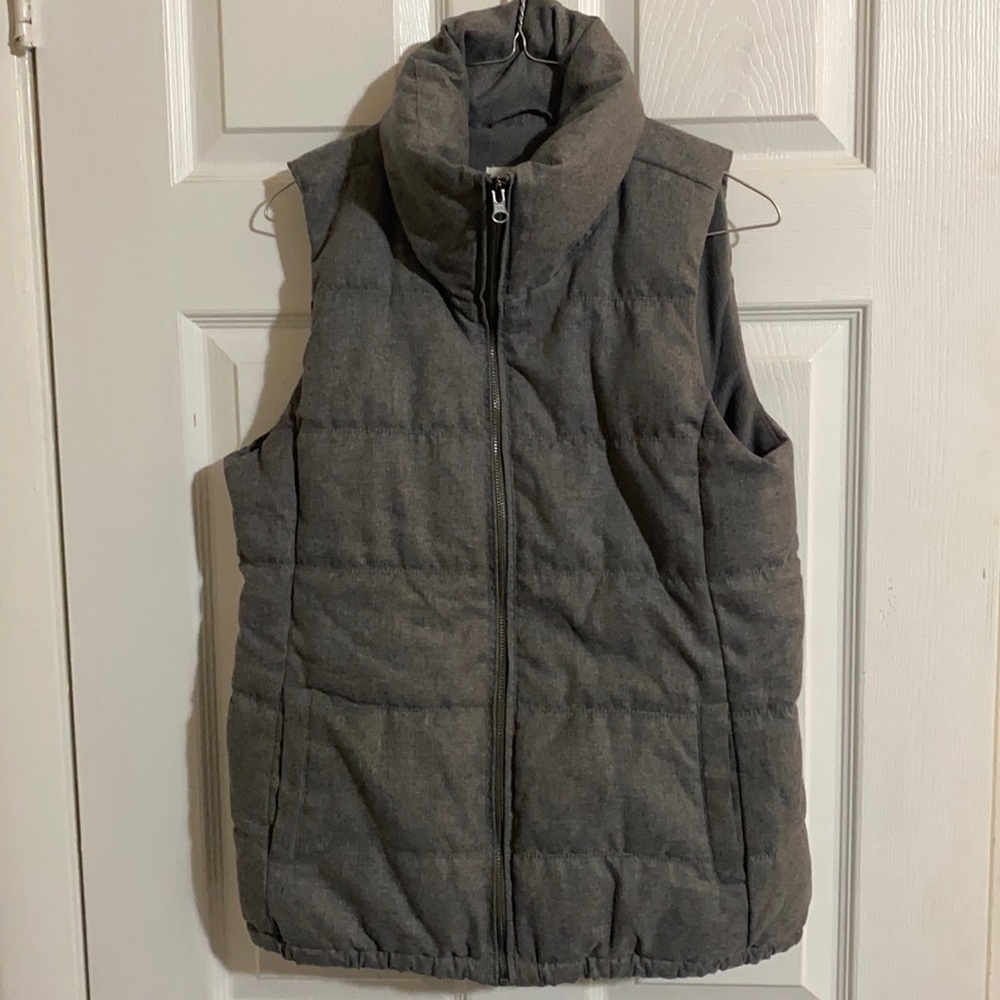 Fleece lined puffy vest